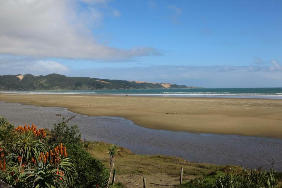 Gems Seaside Lodge Ahipara Eksteriør billede