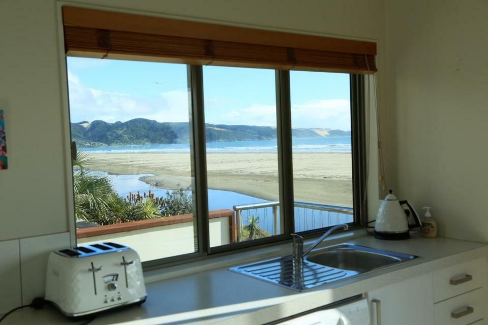 Gems Seaside Lodge Ahipara Eksteriør billede